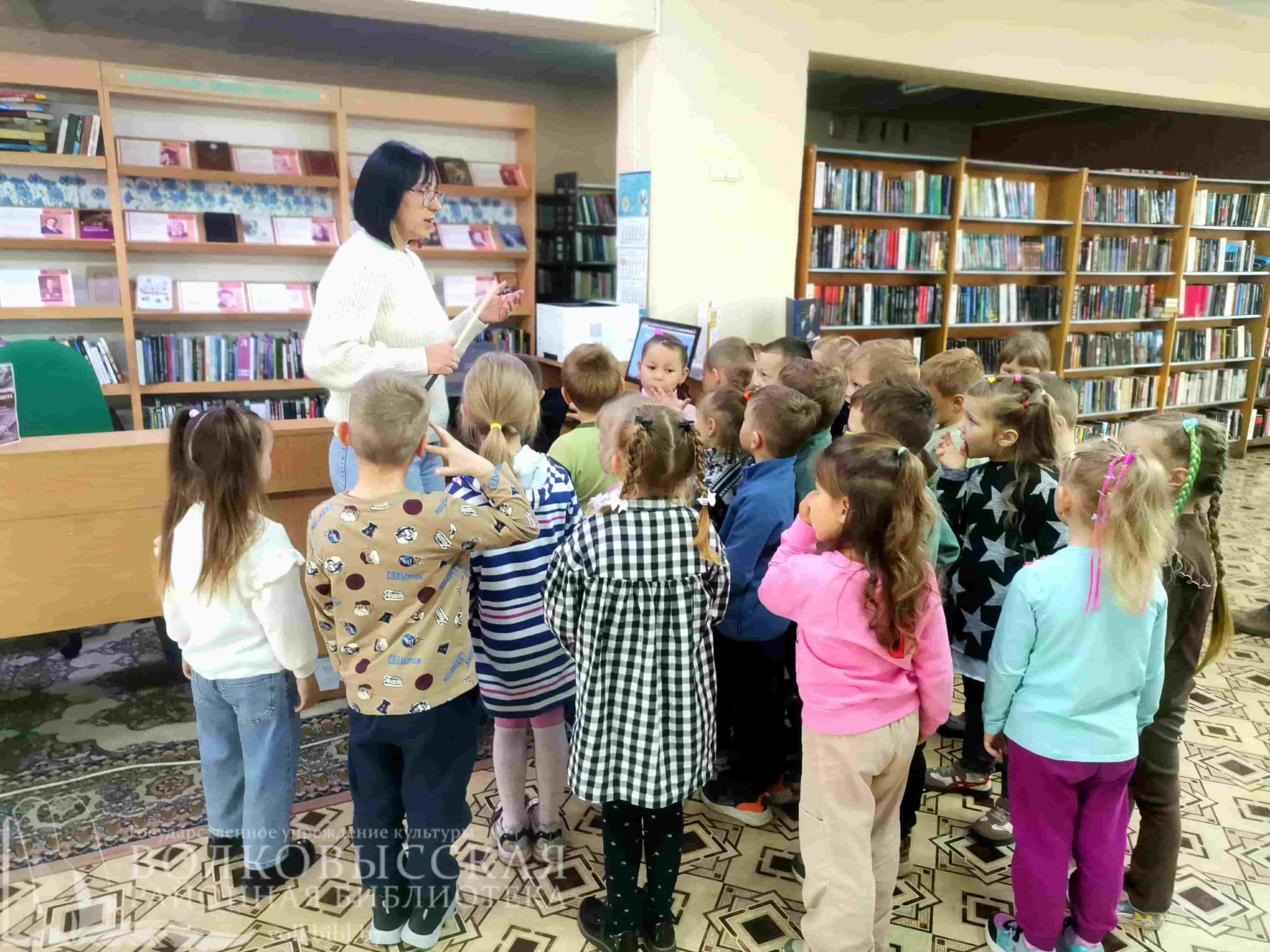 Мир книг и красок